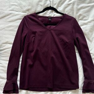 Ann Taylor long sleeve shirt with design on sleeves size S